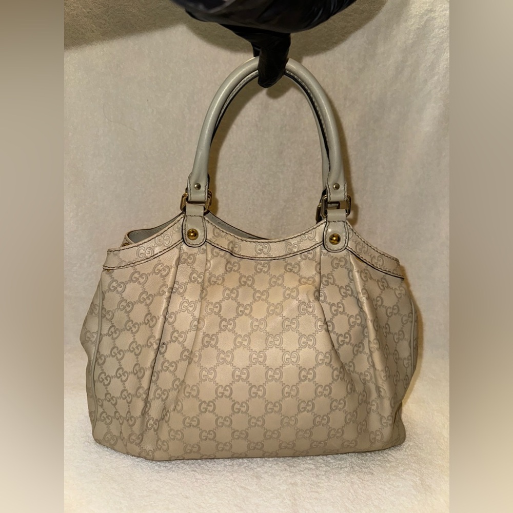 Gucci Beige Guccissima Leather Medium Sukey Tote bag. - Picture 2 of 11